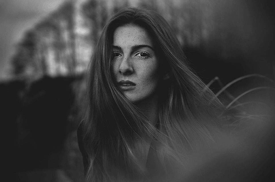 Wystawy: Pół żartem, pół serio i Czas burz i namiętności 8 i 11 maja 2018